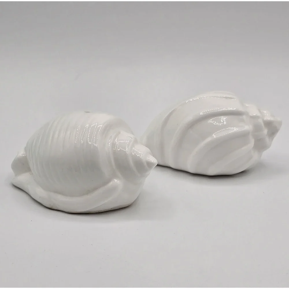 Vintage‎ Rare Sea Shell Salt and Pepper Bone China By Stafford